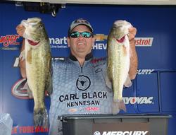 Brad Carroll of Hiram, Ga., rounds out the top five pros with 24-13.