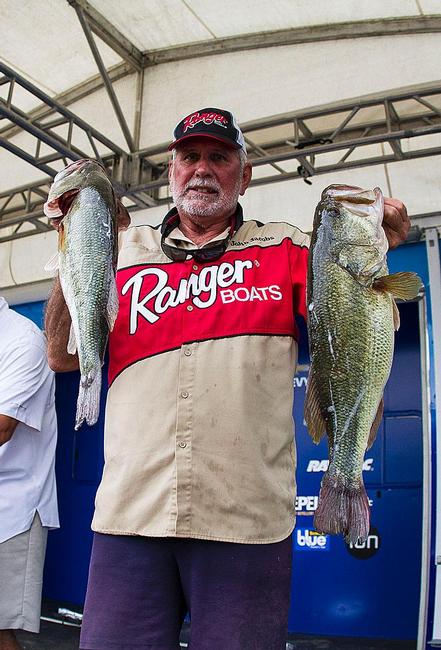 Co-angler John Jacobs takes the lead thanks to his day two catch of 17-pounds, 6-ounces.