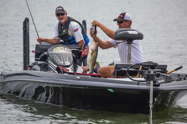 Ledge master Randy Haynes weighing a big one. He rarely misses a cut on the TVA. 