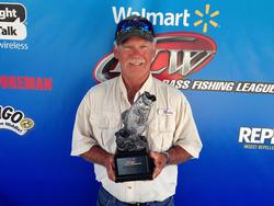 Co-angler Jimmy Null of Bethalto, Ill., won the July 19 Illini Division event on Rend Lake with a limit weighing 10 pounds, 13 ounces to earn a check worth close to $2,000.