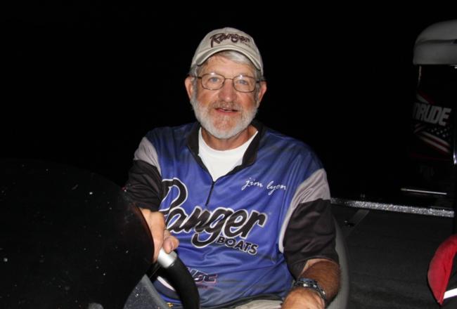 Veteran Western pro Jim Lyon expects tough fishing but solid weights this week amid low water levels, abundant baitfish and an algae bloom.