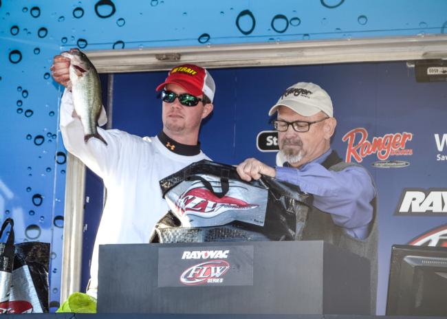 Co-angler Justin Sward turned the heat up on the final day of the Rayovac FLW Series Championship weighing 7-11, he would fall short finishing second.