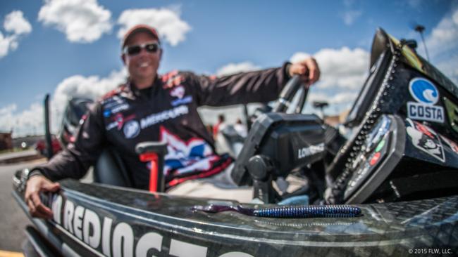 Tom Redington earned the win with a plum-colored 10-inch Lake Fork Trophy Lures worm and a 6-inch swimbait that he declined to name. The swimbait accounted for much of his weight, but the worm was key for firing up his schools. 