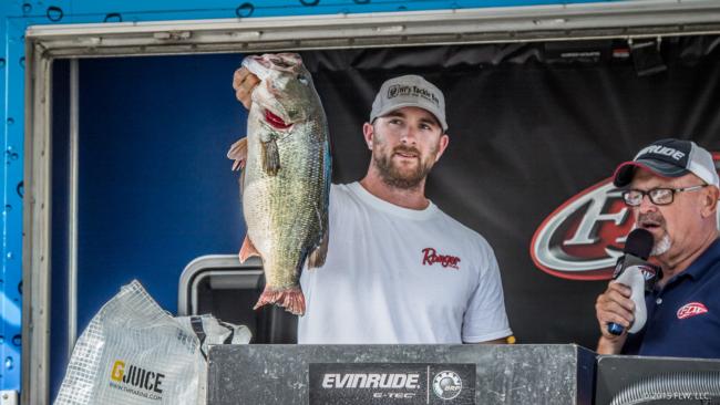 Bryant Smith handled Clear Lake pretty nicely and snuck up into the top five on day two. 
