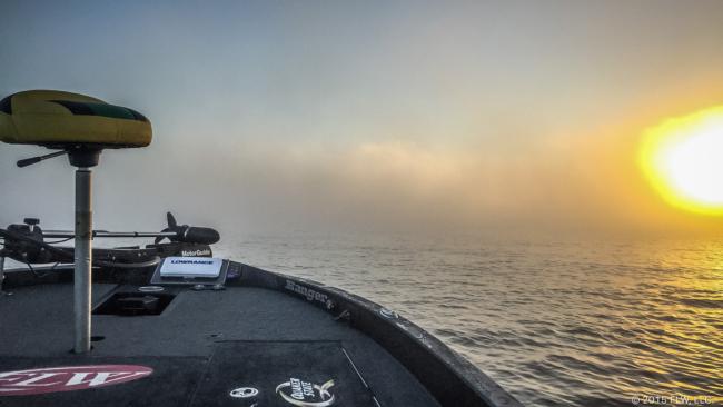 The fog in the Tennessee River on day to of the Rayovac FLW Series Championship.