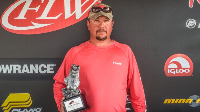 Co-angler Rodney Simmons of Alva, Fla., won the March 5 Gator Division event on Lake Toho with a 19-pound, 7-ounce limit and took home over $2,700 in winnings.