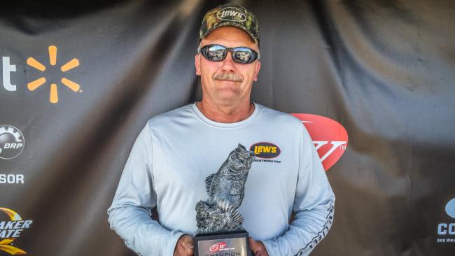 Co-angler Mario Rossi of Granite City, Ill., won the April 23 Illini Division event on Rend Lake with three bass weighing 7 pounds, 3 ounces and claimed over $2,100 in prize money.
