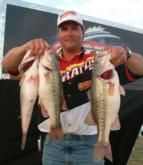 Pro Rodger Beaver of Leesburg, Ga., is in second with 40 pounds, 13 ounces.