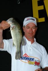 Co-angler John Capitani of Pleasant Hill, Iowa, used a total catch of 6-pounds, 5-ounces to finish the EverStart Pickwick Lake tournament in third place.