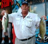 Pro Bobby Kilzer of Paris, Tenn., is in fourth after day one with 18 pounds, 9 ounces.
