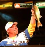 Opening-round pro leader Dan Plautz squeaked into the finals in sixth place with a two-walleye weight of 4-2.