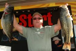 Kirk Beardsley of Huntington Beach, Calif., landed a 20-pound, 1-ounce stringer, to grab second place overall in the Co-angler Division.