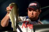 Pro Andre Moore of Scottsdale, Ariz., placed fifth with 10 bass weighing 25 pounds, 1 ounce in the opening round.