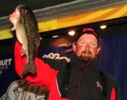 Local pro Jeff Michels of Lakehead, Calif., caught a five-bass limit weighing 18 pounds, 7 ounces to lead round one of the Stren Series Western Division event on Lake Shasta. This big spotted bass weighed in at close to 6 pounds.