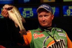 Pro Craig Powers of Rockwood, Tenn., used a 9-pound, 2-ounce catch to finish the semifinals in second place.