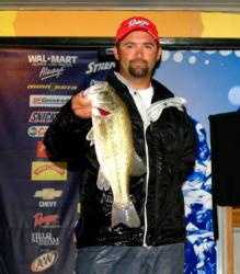 Chris Slopak finished day three in seventh place on the pro side courtesy of a five-bass limit weighing 11 pounds even.