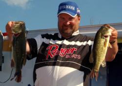 Pro Troy Eakins of Nixa, Mo., placed fourth with a limit weighing 14 pounds, 5 ounces.