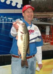 David Cochran is all smiles after catching the Snickers Big Bass in the Pro Division. Cochran