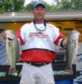 Pro Bud Pruitt of Spring, Texas, sacked one of the biggest limits of day three, 19 pounds, 6 ounces, to rocket from 30th to fifth with a three-day total of 45 pounds, 3 ounces.