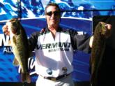 Tim Austin leads the Vermont state team on day one of the TBF Eastern Divisional with 11 pounds, 8 ounces.