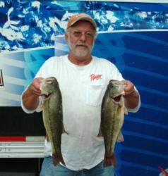 Co-angler leader Tony Spinks caught five bass weighing 13 pounds, 7 ounces Wednesday. 