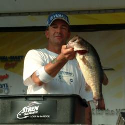 Frank Divis caught the Snickers Big Bass in the Co-angler Division on day one of the Stren Series Central Division finale.