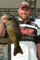 John Neudorfer of Spokane, Wash., won the day's Snicker's Big Bass award in the Pro Division after netting a 5-pound, 7-ounce smallmouth. 