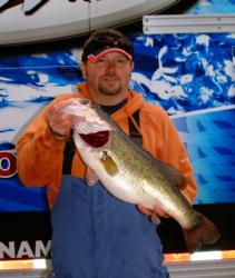 John Moon of Brookeland, Texas, earned $138 for the Snickers Big Bass award in the Co-angler Division thanks to a 9-pound bass.