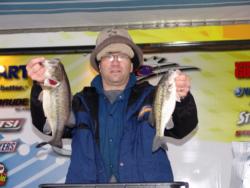 Brown jigs pitched into five to six feet of water gave co-angler Jamie Horne the lead with 6-1.