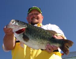 Fourth place pro Jim Davis also won the Snickers Big Bass award with his 10-pound, 10-ounce whopper.