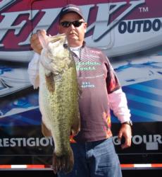 A big swim bait in light hitch color tempted this 9-pounder, which won Big Bass honors for pro Tim Hendricks.