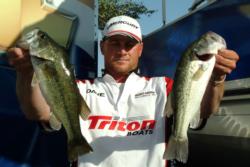 Pro David Kromm of Kennewick, Wash., used a 20-pound, 13-ounce catch to leapfrog from sixth to third place.