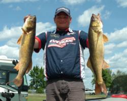 Pro winner Joshua Vanderweide holds up his two overs from Saturday