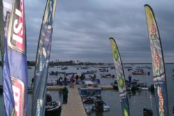 A full field of 200 boats prepares for the first takeoff of the 2009 tournament season.