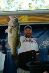 Scotty Villines used a 25 pound, 6 ounce sack to leap into second place in the pro division. Perhaps it