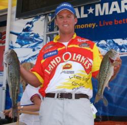 Keith Williams finished the opening round third in the Pro Division with 25 pounds, 1 ounce.