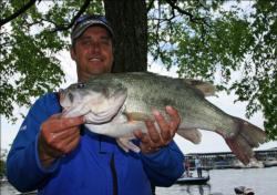 Kentucky pro Luke Smith weighed only one fish in two days, but his 8-pounder won Big Bass honors for day two.