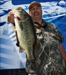 Switching from his preferred Senkos to crankbaits led Nick Drabec to the top of the co-angler division.