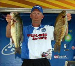 In third place, Mark Desjardin split his time between a crankbait and a dropshot.
