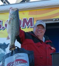 Co-angler John Ellender Jr. caught a five-bass limit on day three that weighed 24 pounds, 2 ounces. Ellender finished the tournament in third place.