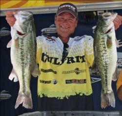 Taking second place, Cary Bever relied on a Lucky Craft Pointer 100 jerkbait.