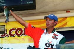 Jimmy Savoini of Prescott, Ariz., used a total catch of 39 pounds, 1 ounce to capture fourth place as well as over $8,600 in winnings at the FLW Series event on Lake Roosevelt.