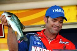 National Guard pro Tim Klinger added another stellar chapter to his 2010 FLW Series Western Division season, using a total catch of 37 pounds, 10 ounces to capture fifth place overall on Lake Roosevelt.