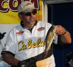 Bill Chapman, the AFS Angler of the Year in the Northern Division, finished fifth with a three-day total of 30-9.