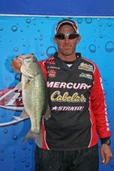 Fishing a dropshot around heavy brush put Clay Lippincott in fourth place.