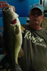 Rick Parker of Kaufman, Texas, used a two-day catch of 39 pounds, 11 ounces, to grab the overall lead in the Co-angler Division heading into Saturday's final day of EverStart competition on Toledo Bend.