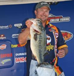 Second place pro Sean Minderman anchored his bag with a 10-pound, 15-ounce bass.