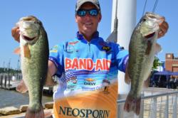 Glenn Browne of Ocala, Fla., managed to grab hold of the fourth spot on the leaderboard after turning in a 17-pound, 4-ounce limit.