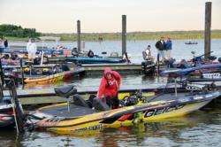 FLW Tour anglers make some last-minute preparations before takeoff.