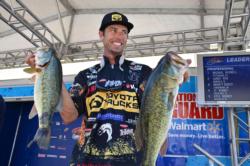 New Jersey native Michael Iaconelli recorded a total catch of 33 pounds, 9 ounces to land second place overall on the Potomac heading in the semis.